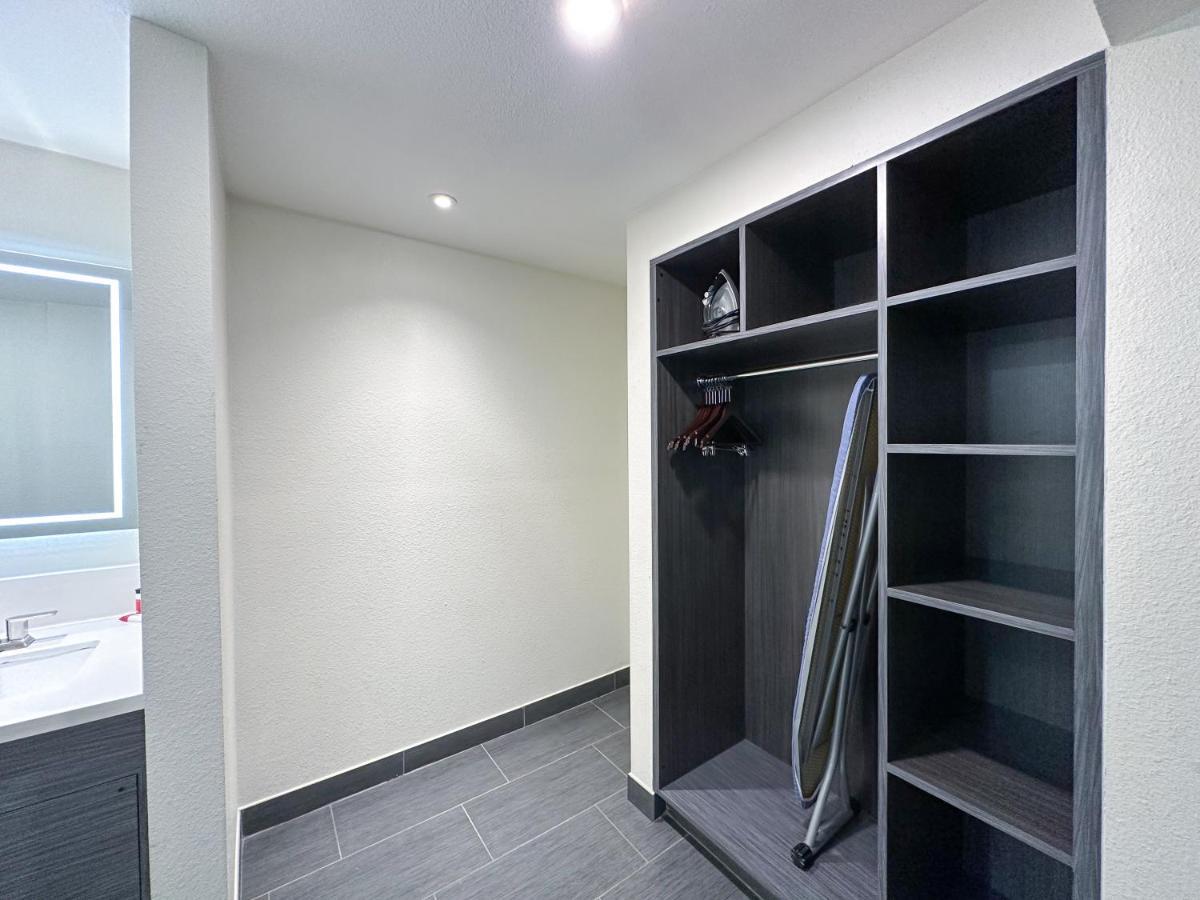 ทราเวลลอดจ์ บาย วินด์แฮม แอนาไฮม์ คอนเวนชั่น เซ็นเตอร์ Hotel ภายนอก รูปภาพ