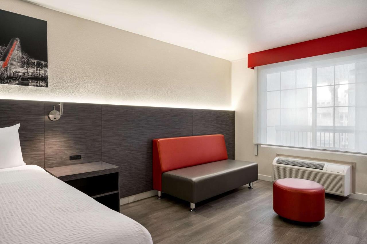 ทราเวลลอดจ์ บาย วินด์แฮม แอนาไฮม์ คอนเวนชั่น เซ็นเตอร์ Hotel ภายนอก รูปภาพ